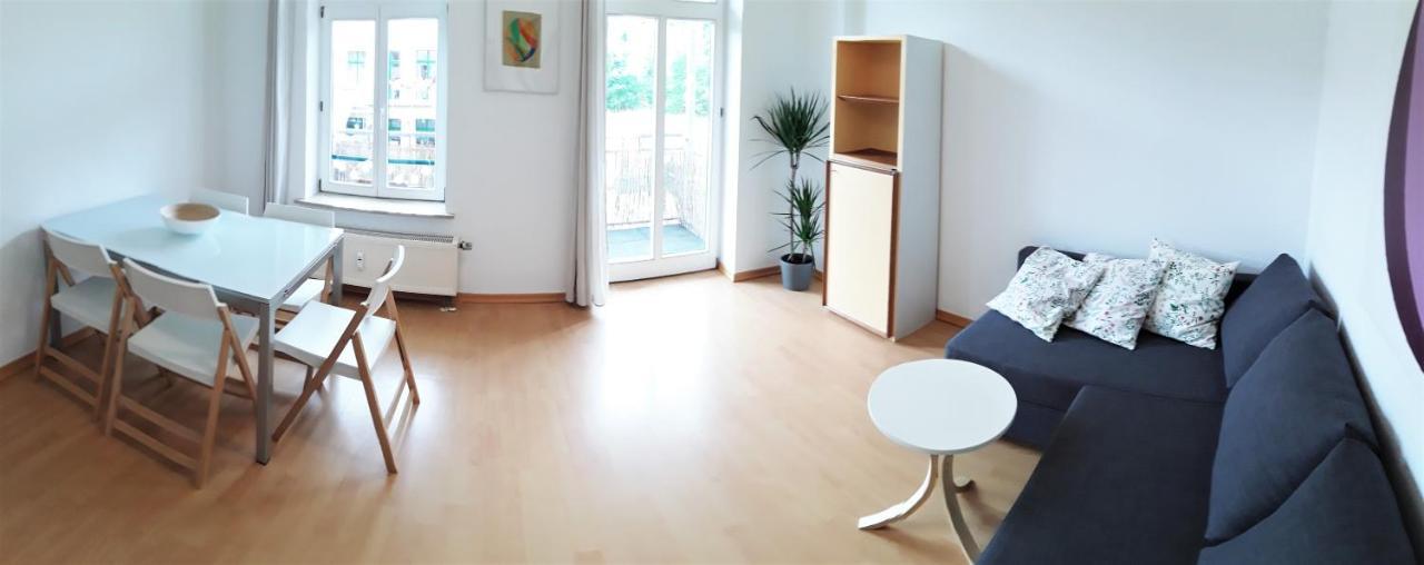 Schoene, Ruhige Zweiraumwohnung Im Angesagten Altlindenau Leipzig Bagian luar foto