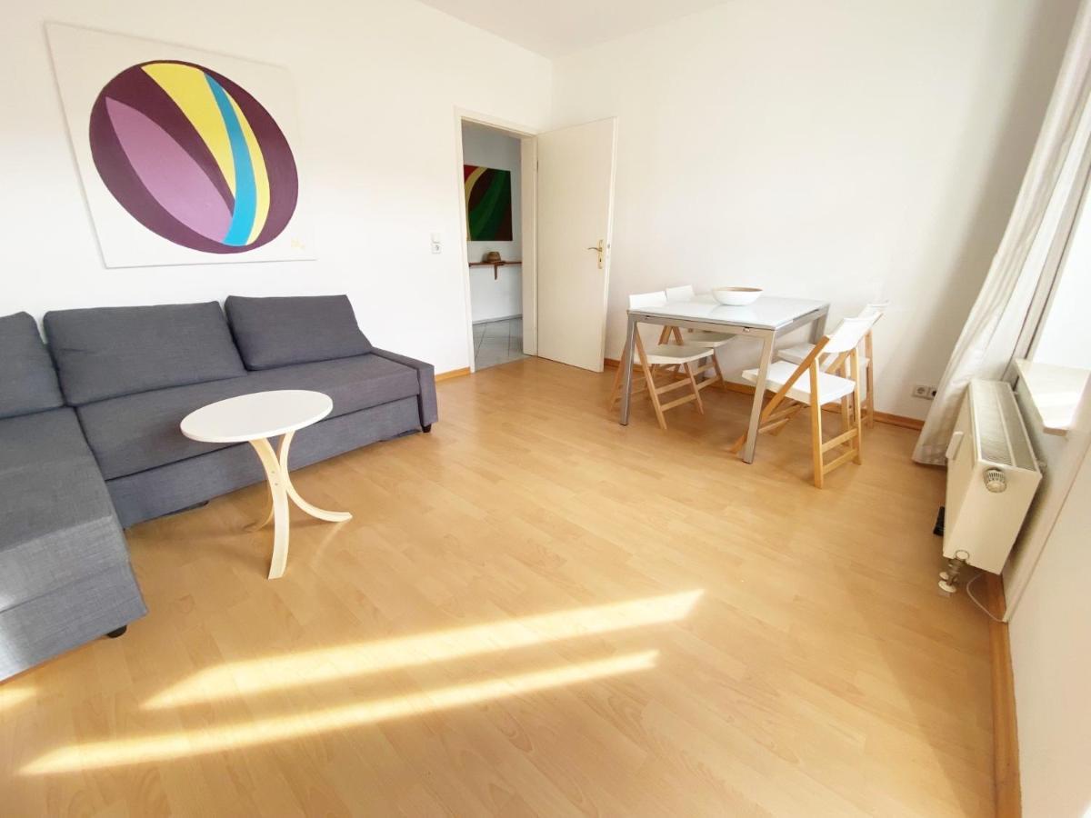 Schoene, Ruhige Zweiraumwohnung Im Angesagten Altlindenau Leipzig Bagian luar foto